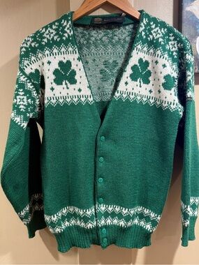 Vintage Blarney Castle Green Shamrock Knit Cardigan Sweater - Classic Button-Up